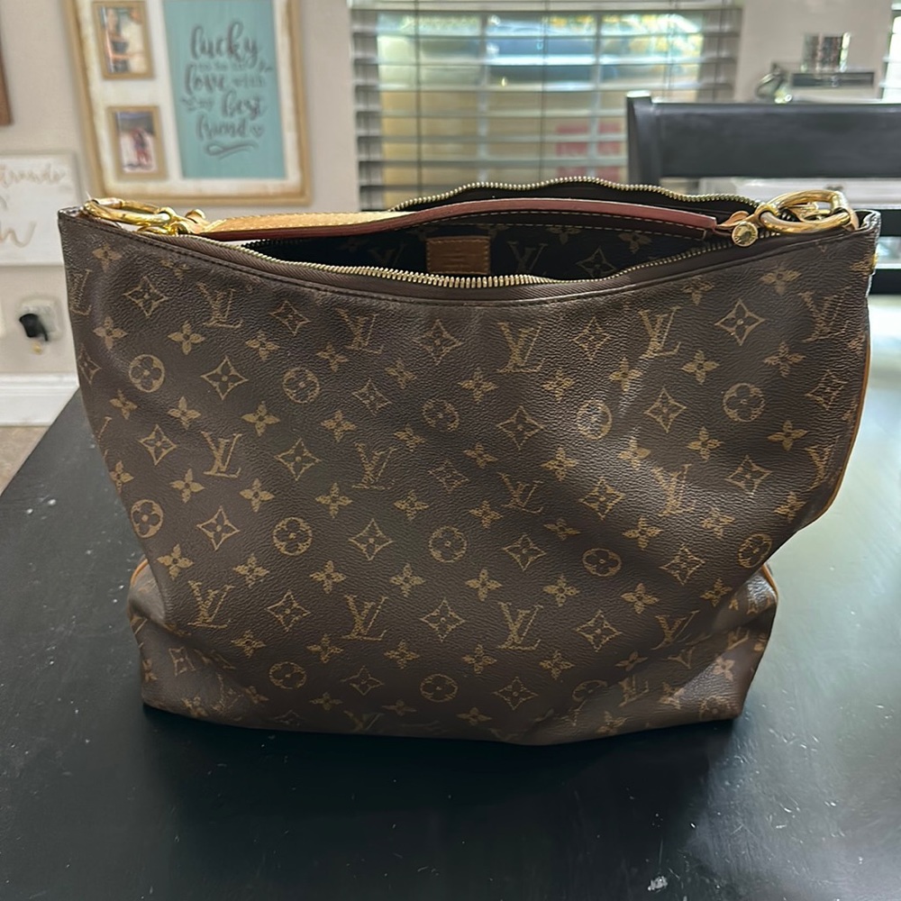 Louis Vuitton Sully handbag MM
